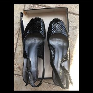 Women’s Black Heeled Shoe Size 8